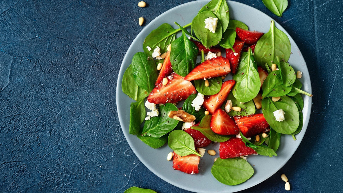 Salad with Strawberries, Spinach and Feta